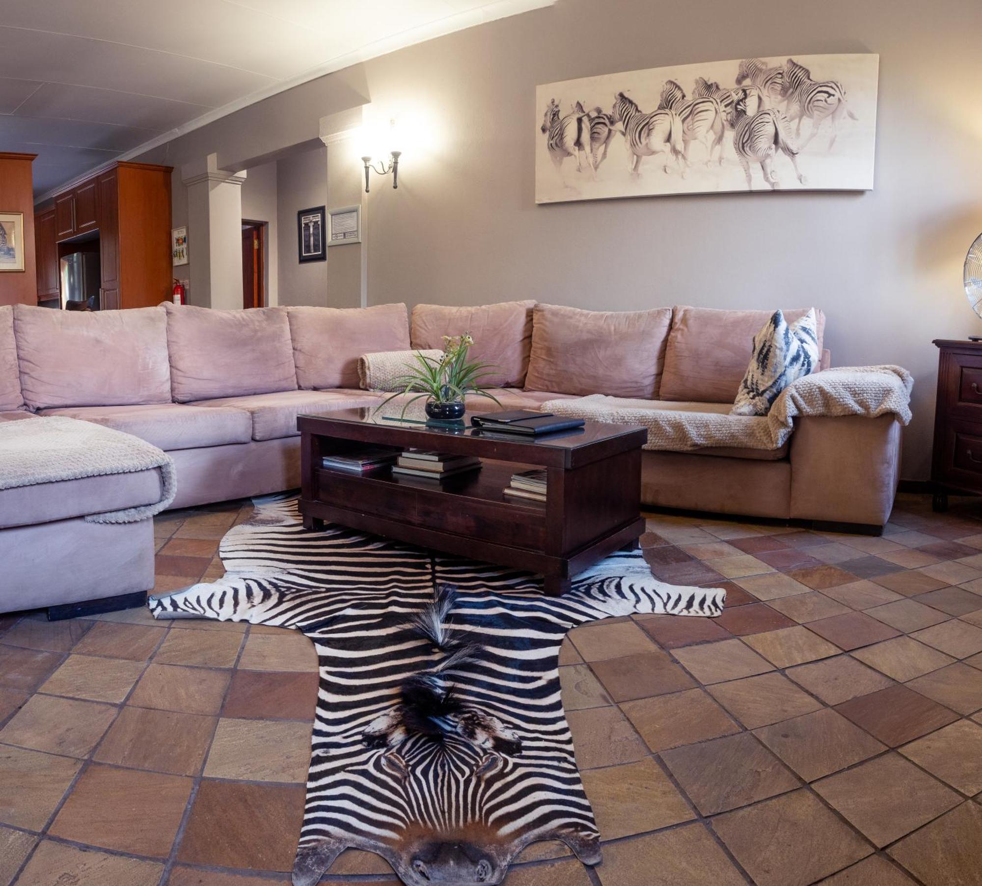 Tuareg Guest House Мідранд Екстер'єр фото